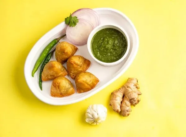 ITC punjabi Cocktail samosa 400gm